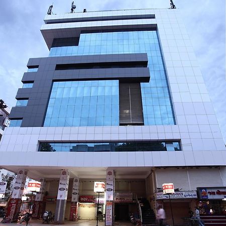 Hotel Classique Rajkot Exterior photo