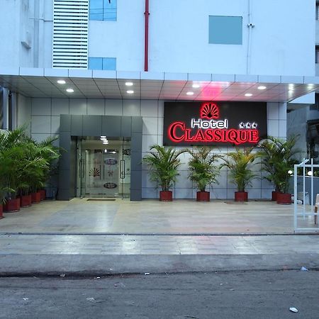 Hotel Classique Rajkot Exterior photo