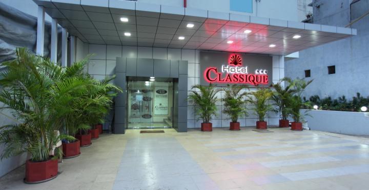 Hotel Classique Rajkot Exterior photo