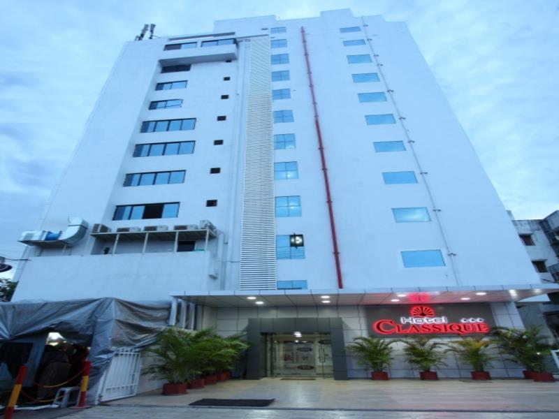 Hotel Classique Rajkot Exterior photo