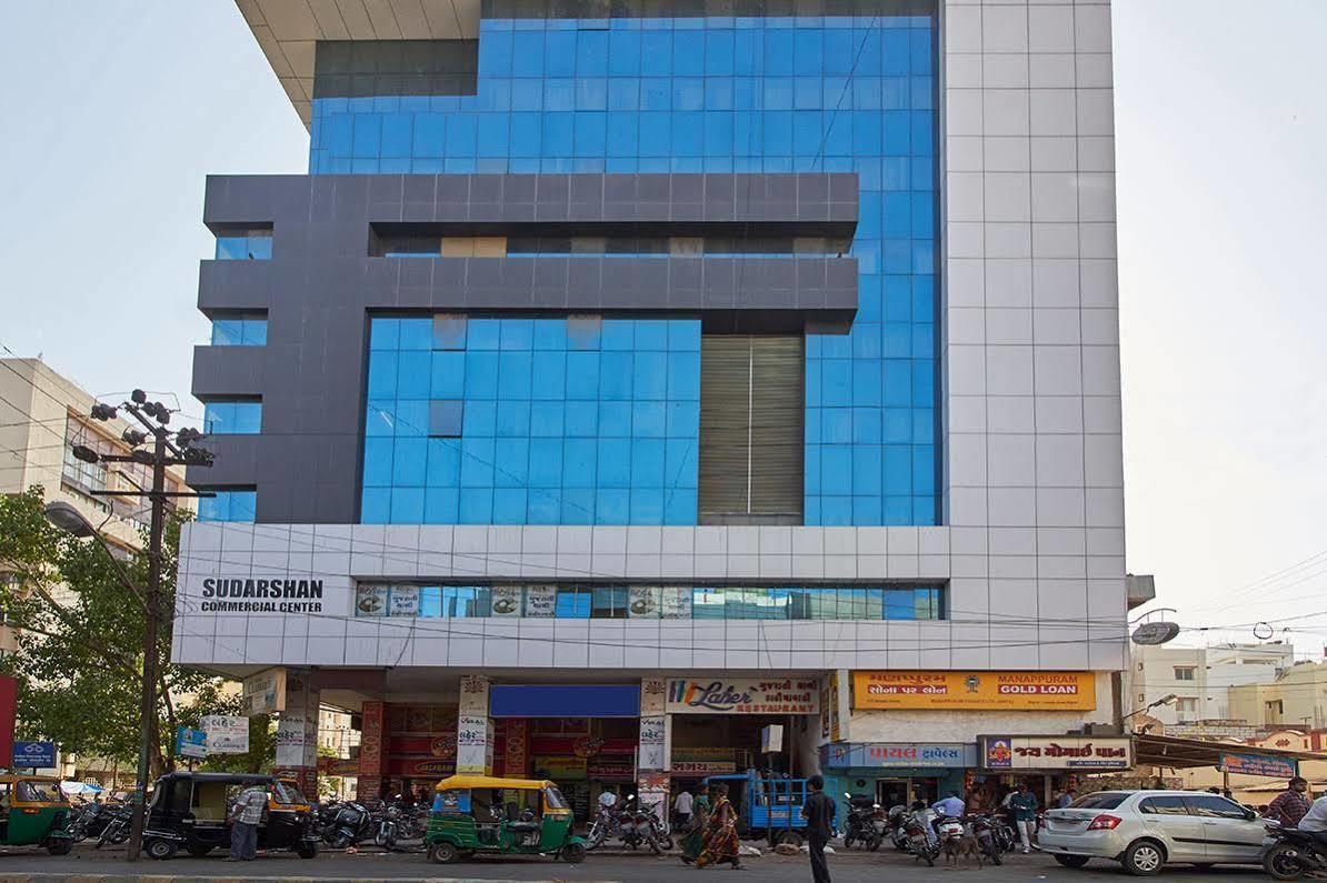 Hotel Classique Rajkot Exterior photo